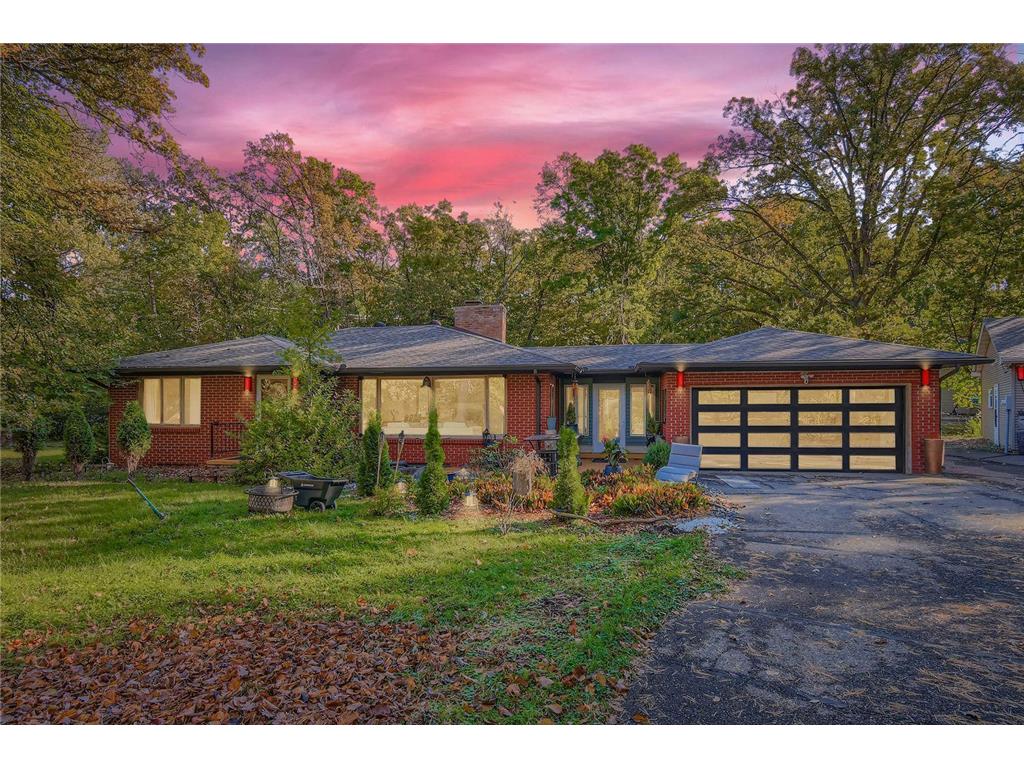 658 Galahad Road N Hudson WI 54016 6787278 image1