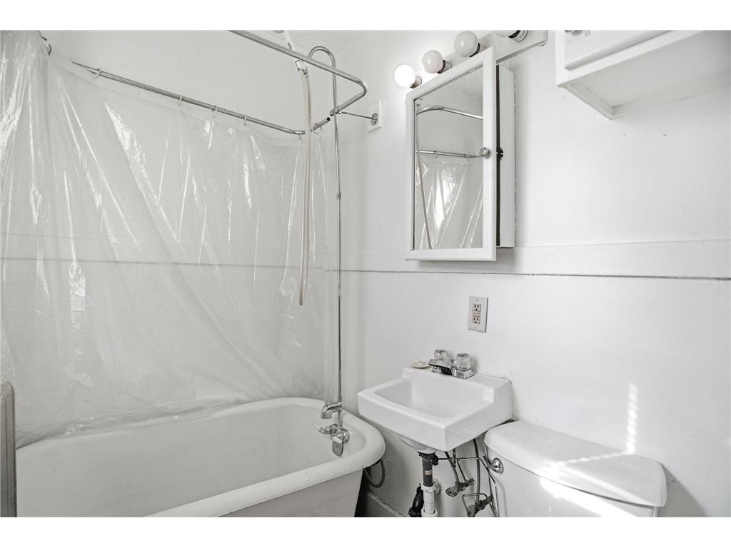 658 Hague Avenue Saint Paul MN 55104 7074206 image13
