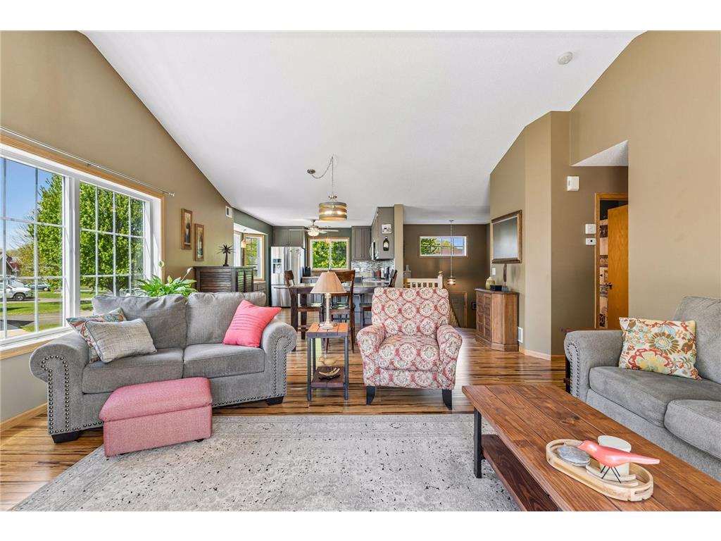 658 Lois Lane Lino Lakes MN 55014 7071736 image13