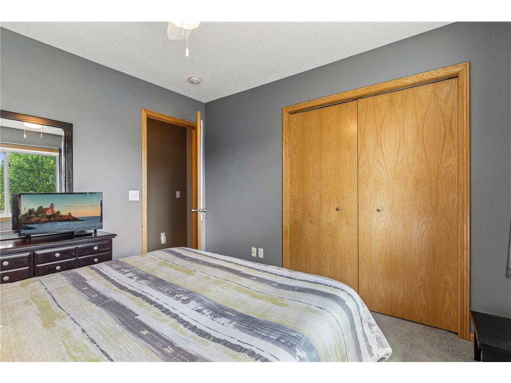 658 Lois Lane Lino Lakes MN 55014 7071736 image28