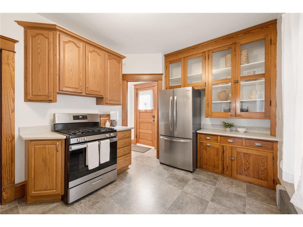 658 Smith Avenue S Saint Paul MN 55107 7062740 image15