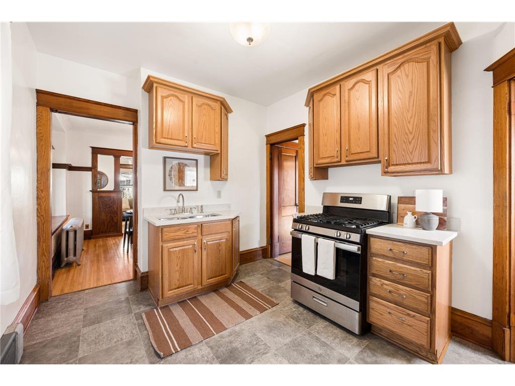 658 Smith Avenue S Saint Paul MN 55107 7062740 image17