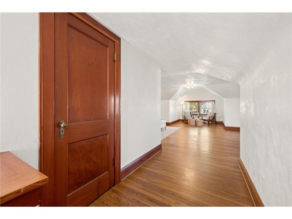 658 Smith Avenue S Saint Paul MN 55107 7062740 image25