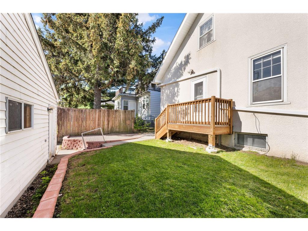658 Smith Avenue S Saint Paul MN 55107 7062740 image39