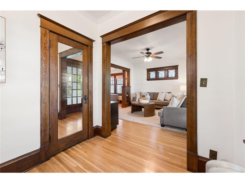 658 Smith Avenue S Saint Paul MN 55107 7062740 image4