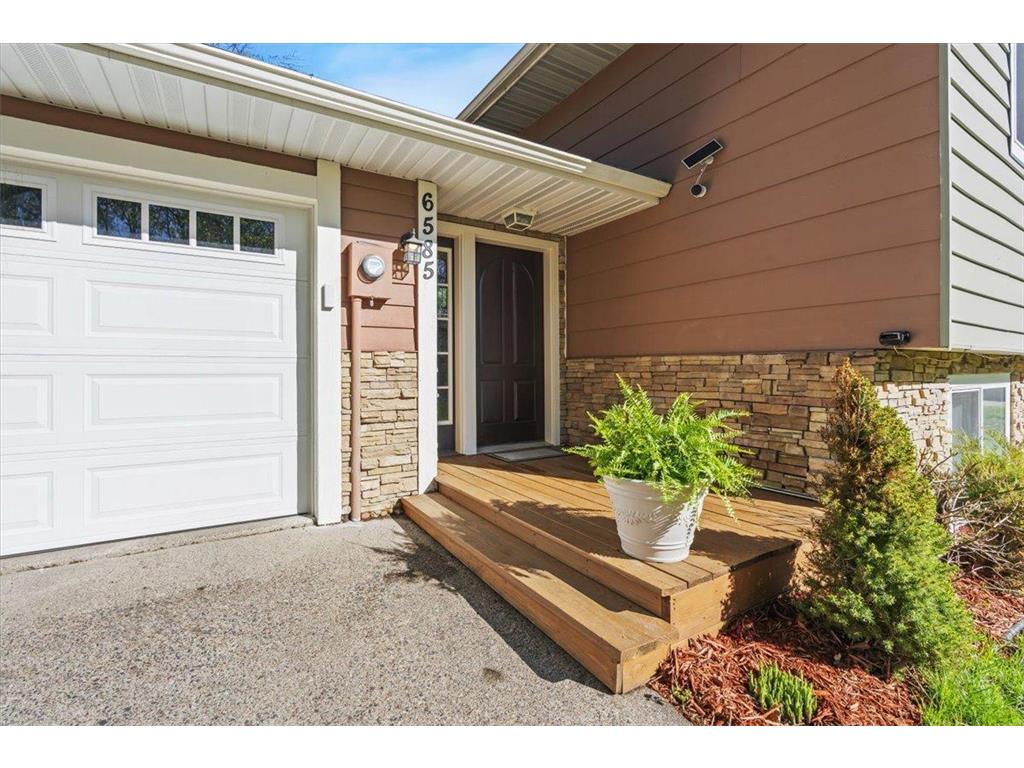 6585 Nathan Lane N Maple Grove MN 55369 7066946 image9