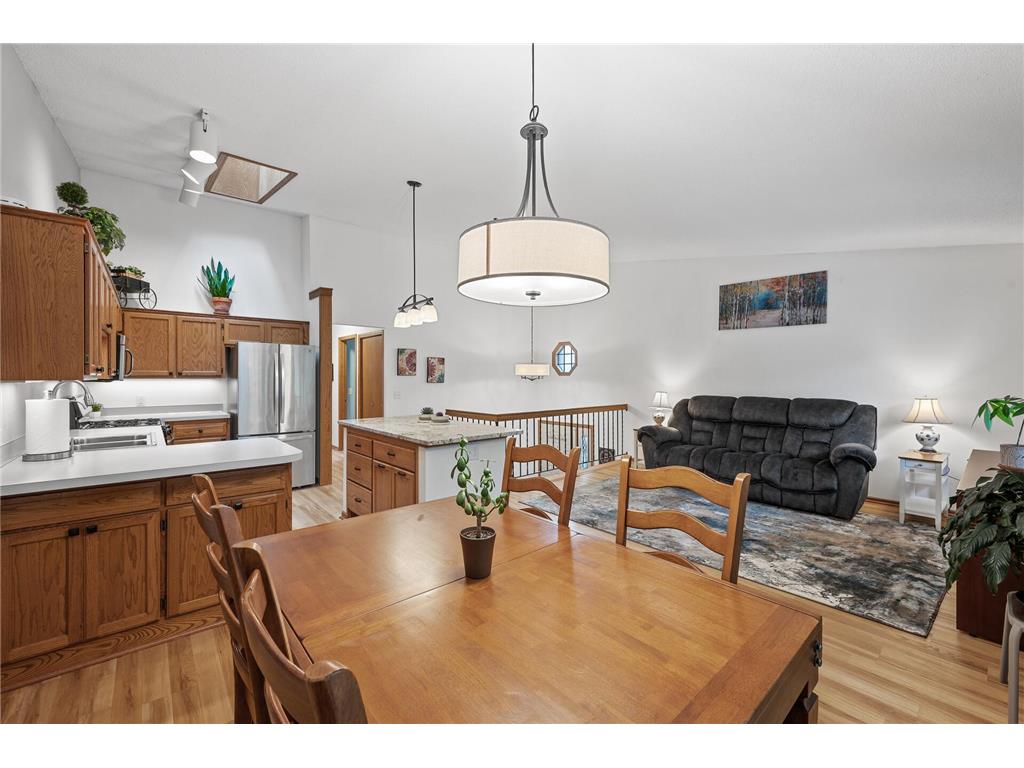 6587 Falstaff Road Woodbury MN 55125 6432386 image1