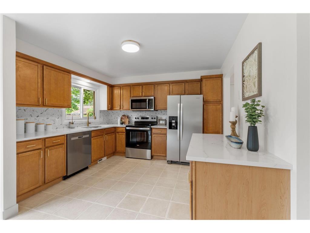 6589 E Fish Lake Road Maple Grove MN 55369 7106829 image4