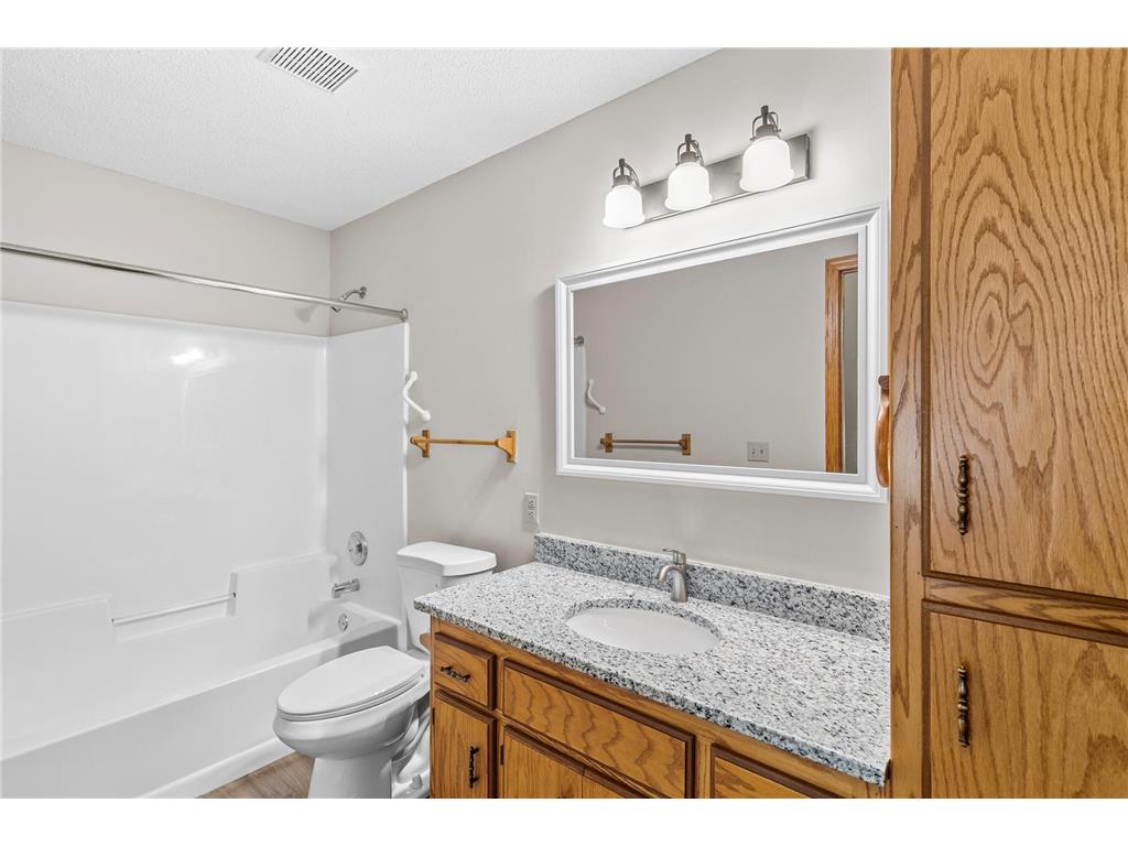 659 Belland Avenue Vadnais Heights MN 55127 7111703 image17