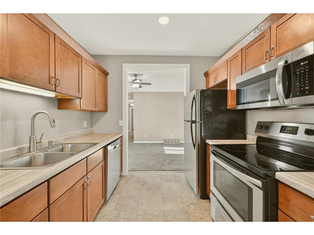 659 W 4th Street Winona MN 55987 7065180 image15