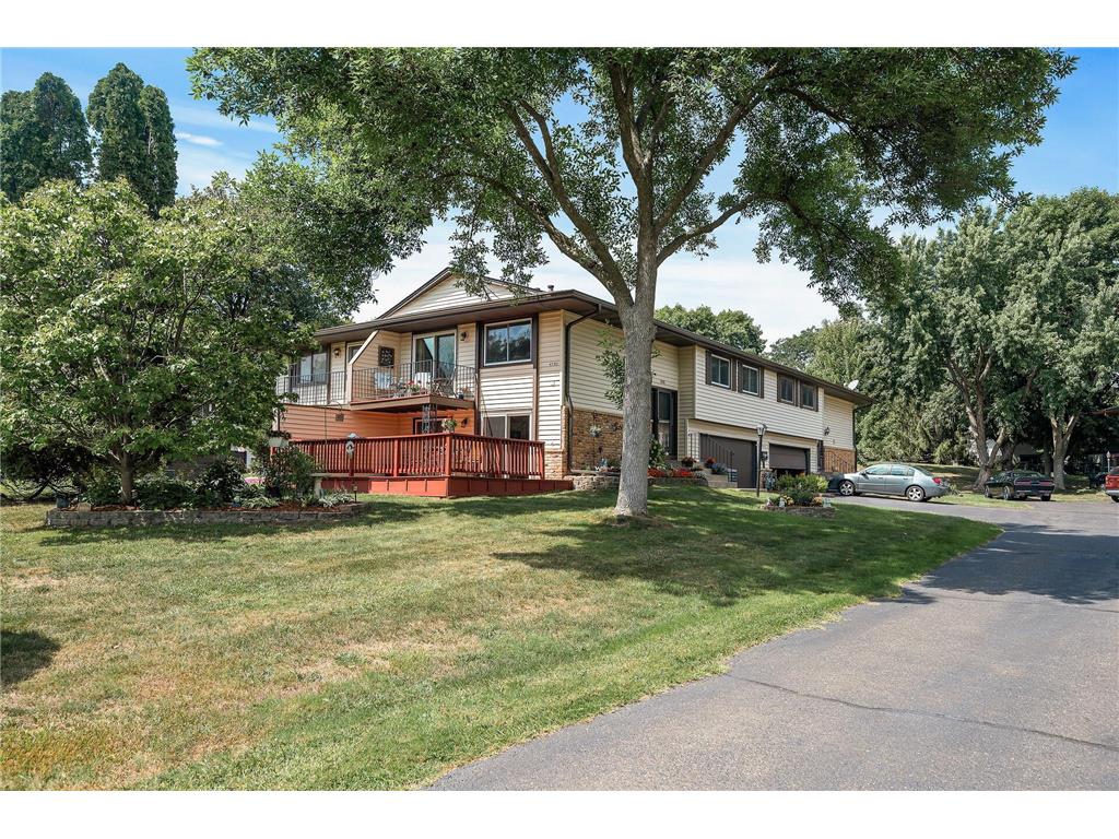 6590 Upper 35th Street N Oakdale MN 55128 6427863 image1