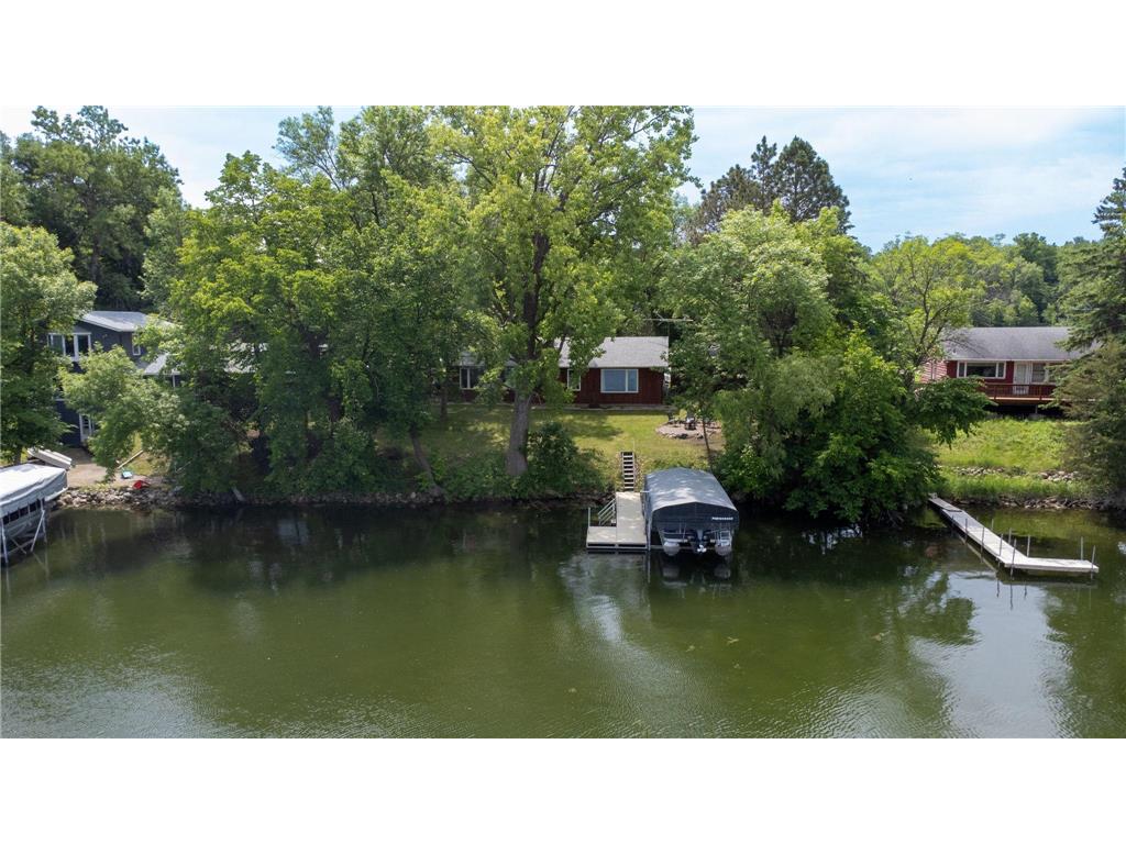 65902 211th Street Darwin MN 55324 - Manuella 6702505 image1