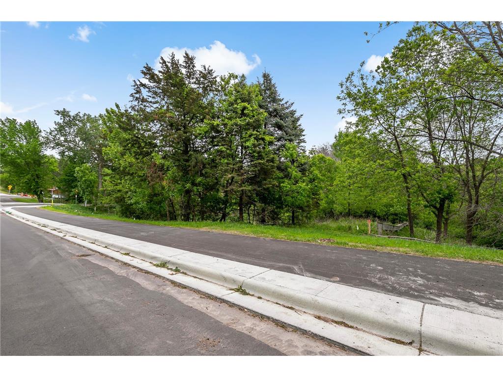 6591 Galpin Boulevard Chanhassen MN 55331 6724077 image16