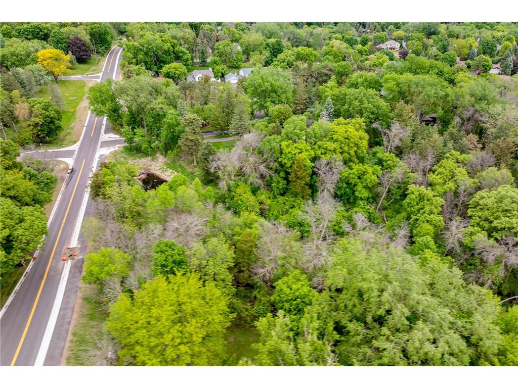 6591 Galpin Boulevard Chanhassen MN 55331 6724077 image3