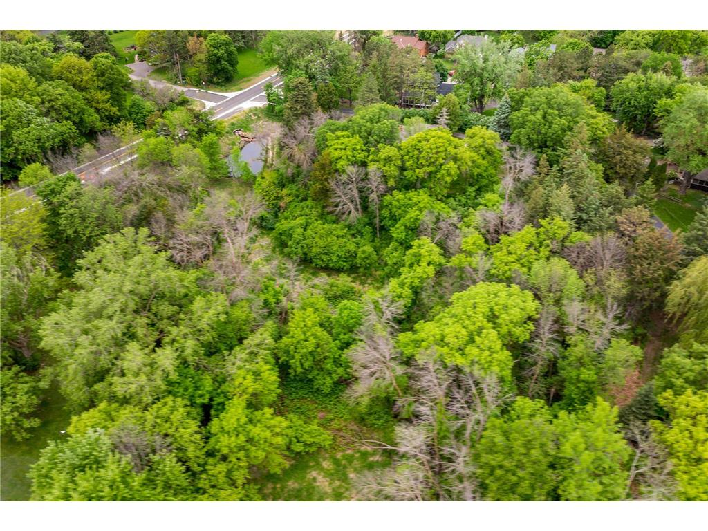 6591 Galpin Boulevard Chanhassen MN 55331 6724077 image4