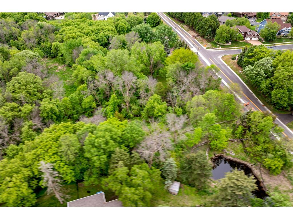 6591 Galpin Boulevard Chanhassen MN 55331 6724077 image6