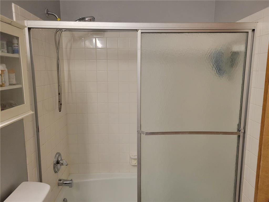 6594 Upper 35th Street N Oakdale MN 55128 7043879 image14