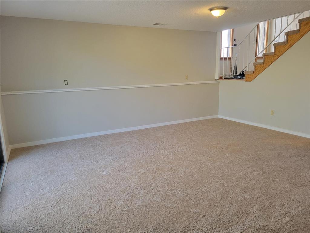 6594 Upper 35th Street N Oakdale MN 55128 7043879 image15