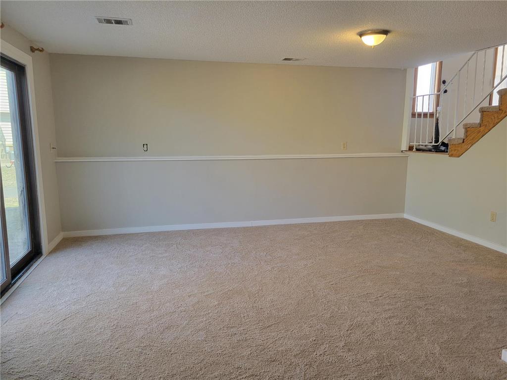 6594 Upper 35th Street N Oakdale MN 55128 7043879 image16