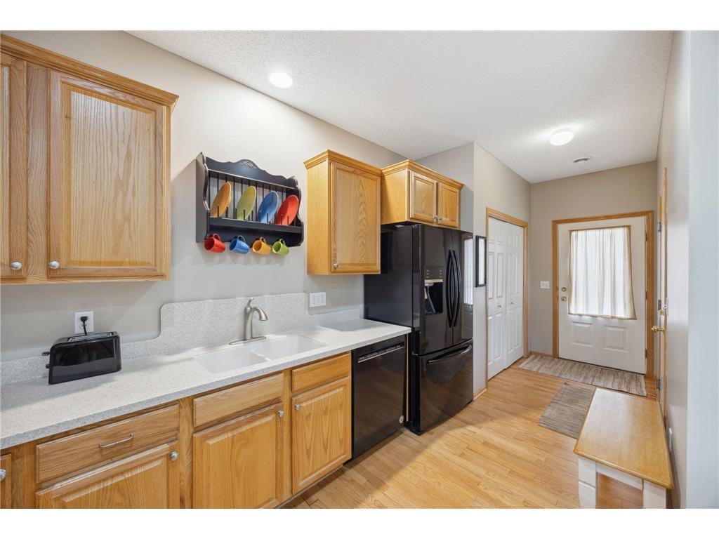 6595 Linwood Drive NE Albertville MN 55301 - School 7014694 image10