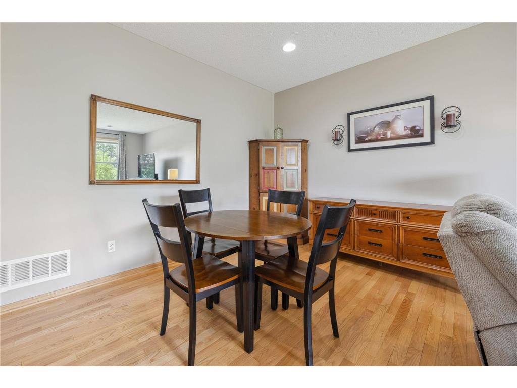 6595 Linwood Drive NE Albertville MN 55301 - School 7014694 image11