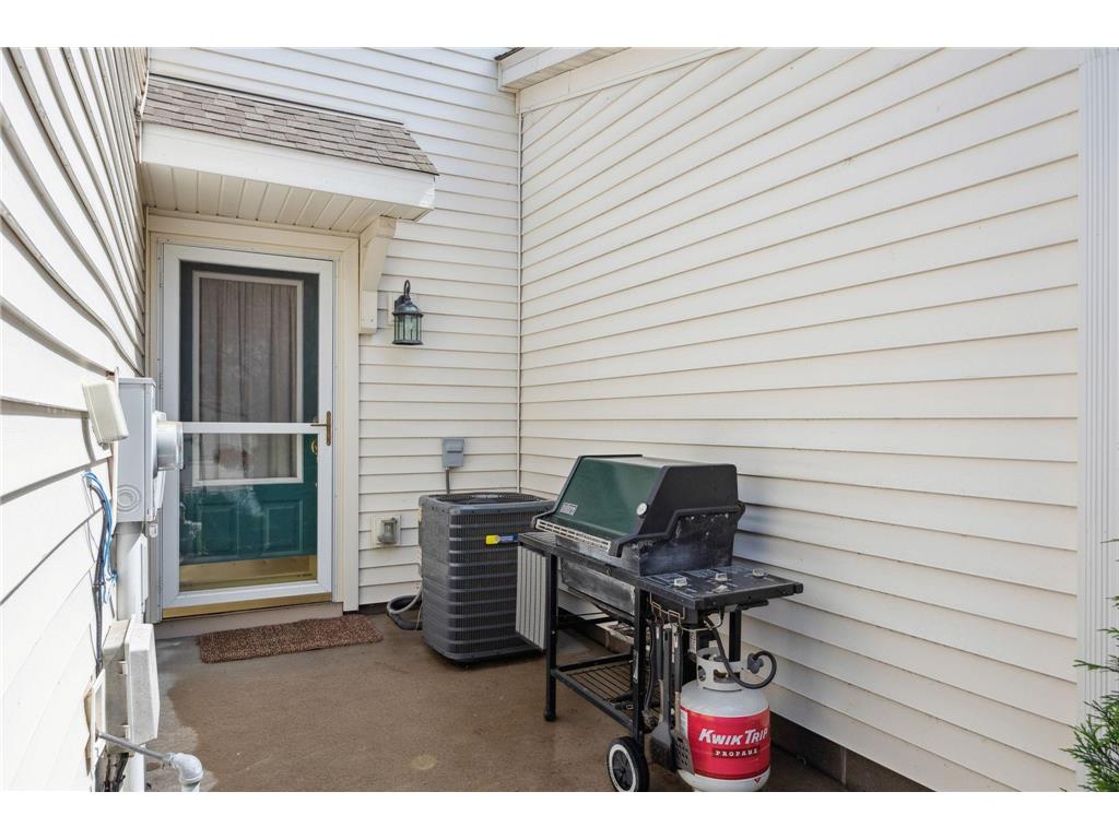 6595 Linwood Drive NE Albertville MN 55301 - School 7014694 image21