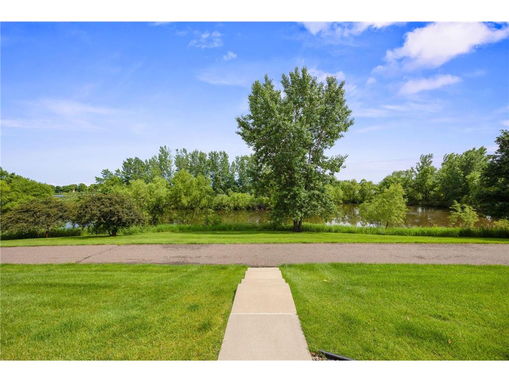 6595 Linwood Drive NE Albertville MN 55301 - School 7014694 image4