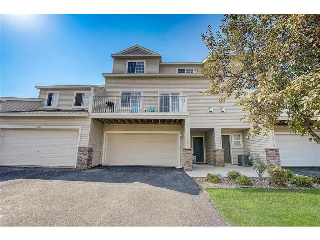 6598 Olive Lane N, Maple Grove, MN, 55311 MLS 6250405 Edina Realty