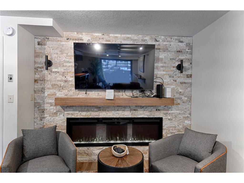 66 9th Street E #1210 Saint Paul MN 55101 6823329 image11