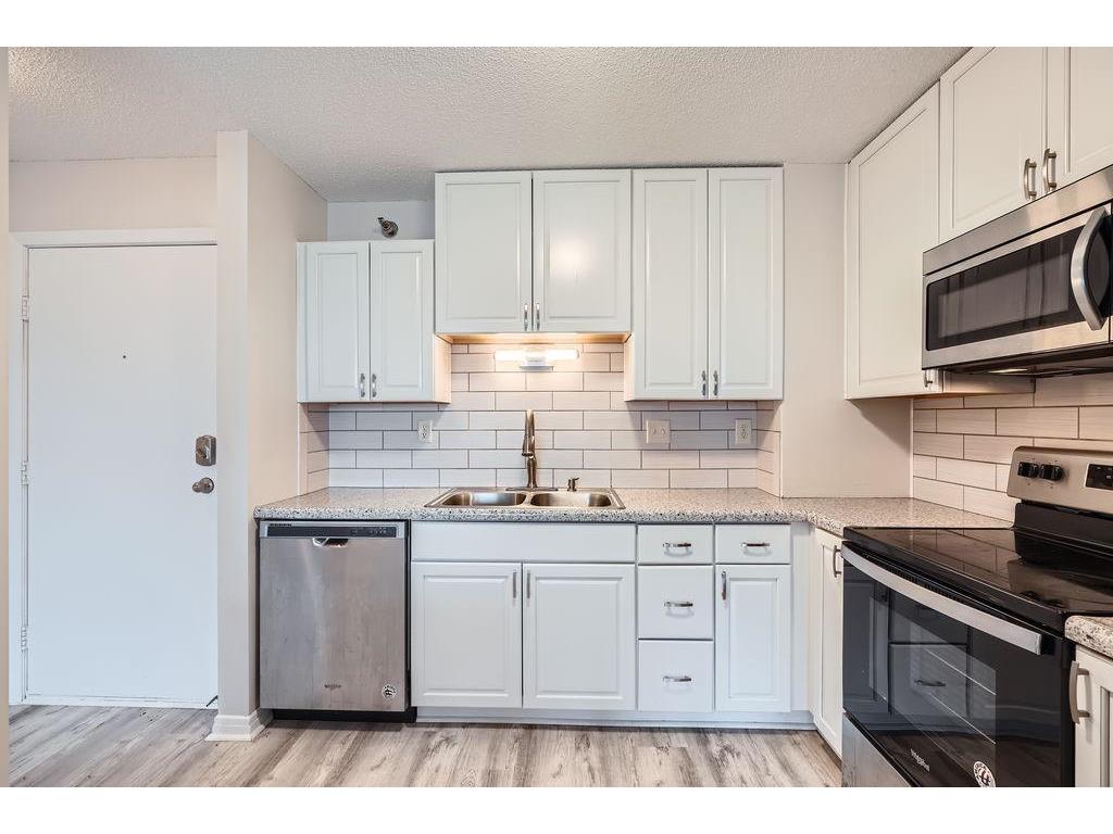 66 9th Street E #1305 Saint Paul MN 55101 6818328 image3