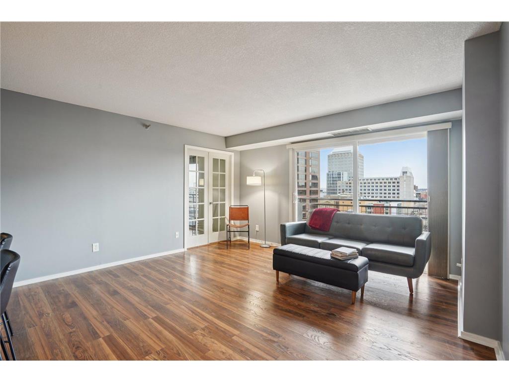 66 9th Street E #1307 Saint Paul MN 55101 7035997 image1