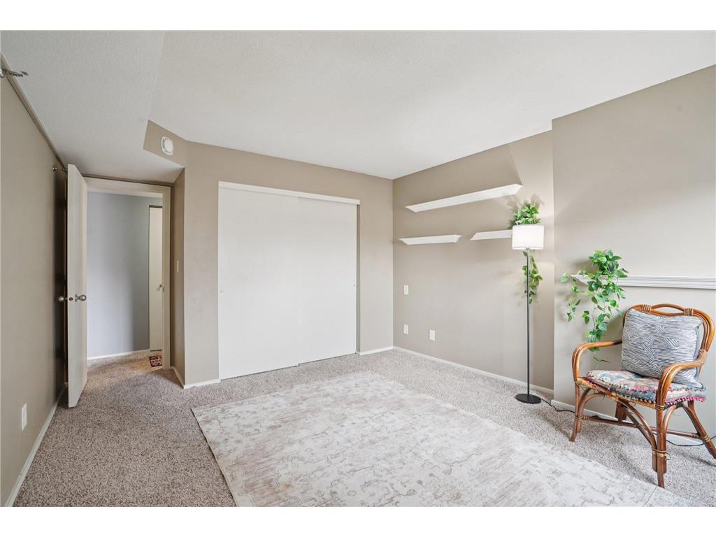 66 9th Street E #1307 Saint Paul MN 55101 7035997 image15