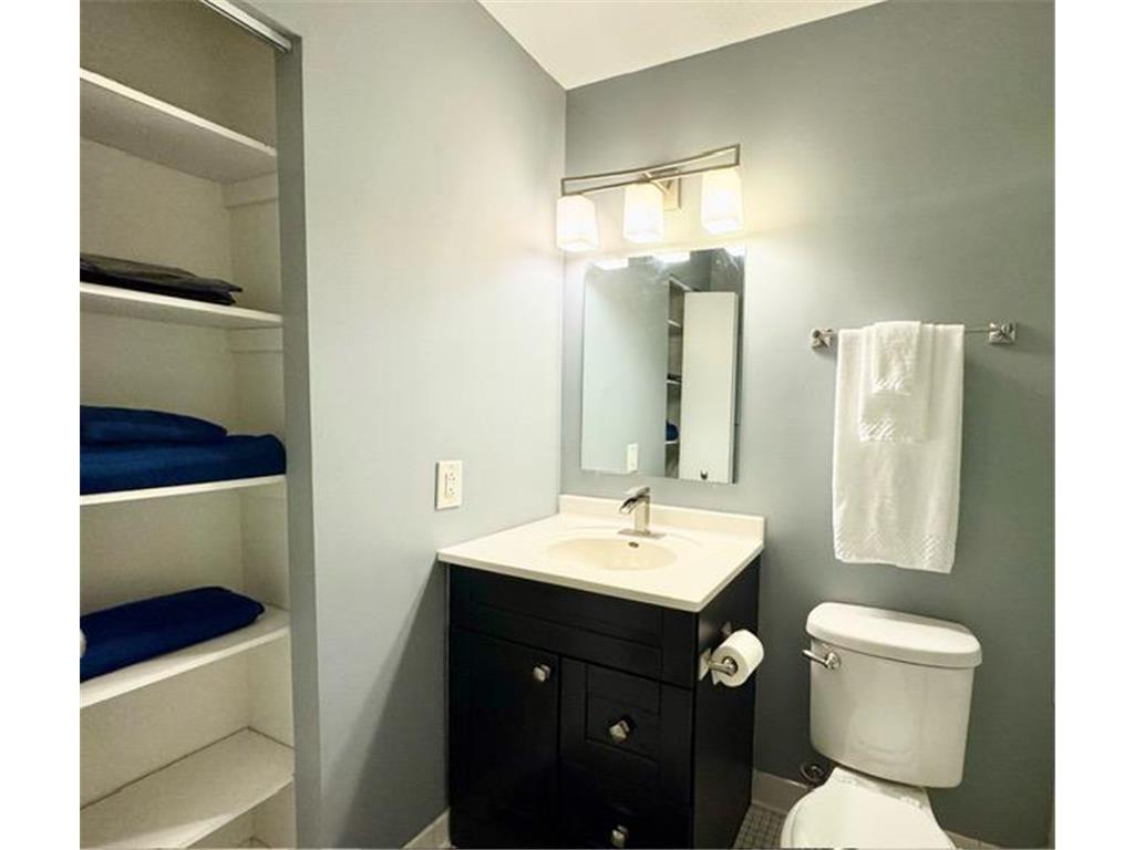 66 9th Street E #1307 Saint Paul MN 55101 7035997 image17