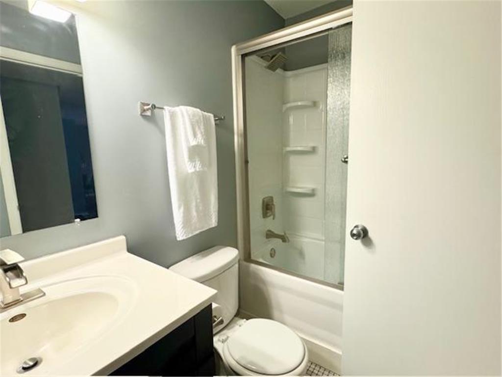 66 9th Street E #1307 Saint Paul MN 55101 7035997 image18