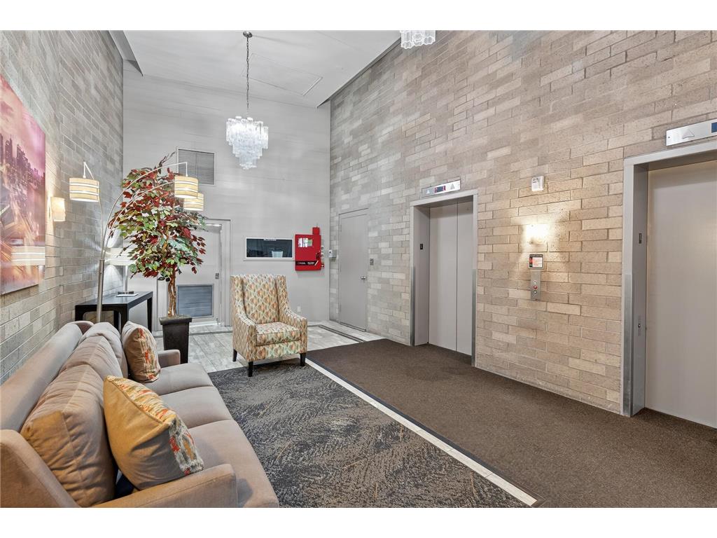 66 9th Street E #1313 Saint Paul MN 55101 7005579 image26