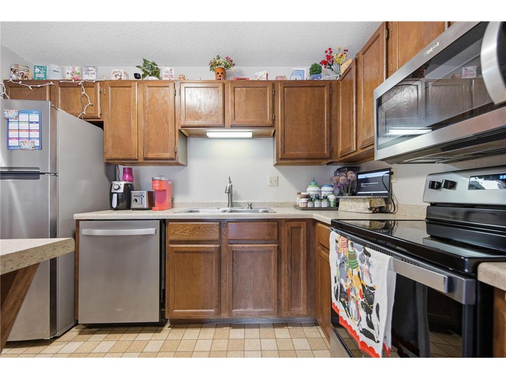 66 9th Street E #1510 Saint Paul MN 55101 7045484 image10