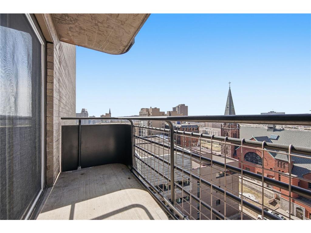 66 9th Street E #1510 Saint Paul MN 55101 7045484 image16