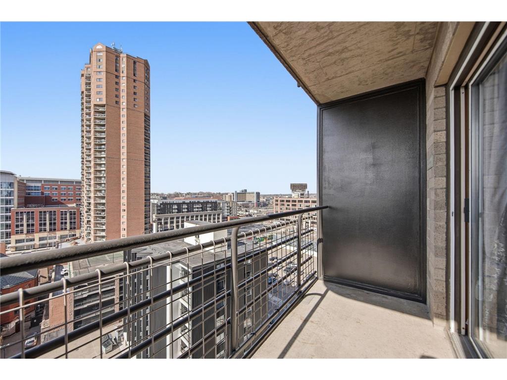 66 9th Street E #1510 Saint Paul MN 55101 7045484 image17