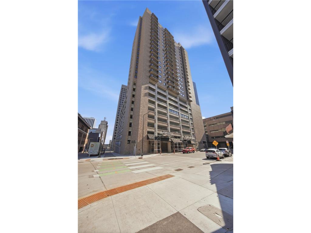 66 9th Street E #1510 Saint Paul MN 55101 7045484 image34