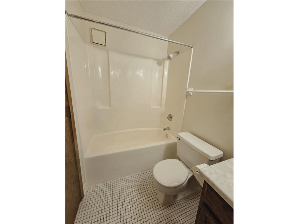66 9th Street E #1605 Saint Paul MN 55101 7058115 image4