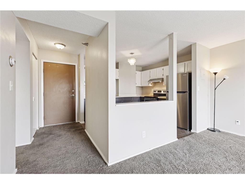 66 9th Street E #1609 Saint Paul MN 55101 6806609 image10