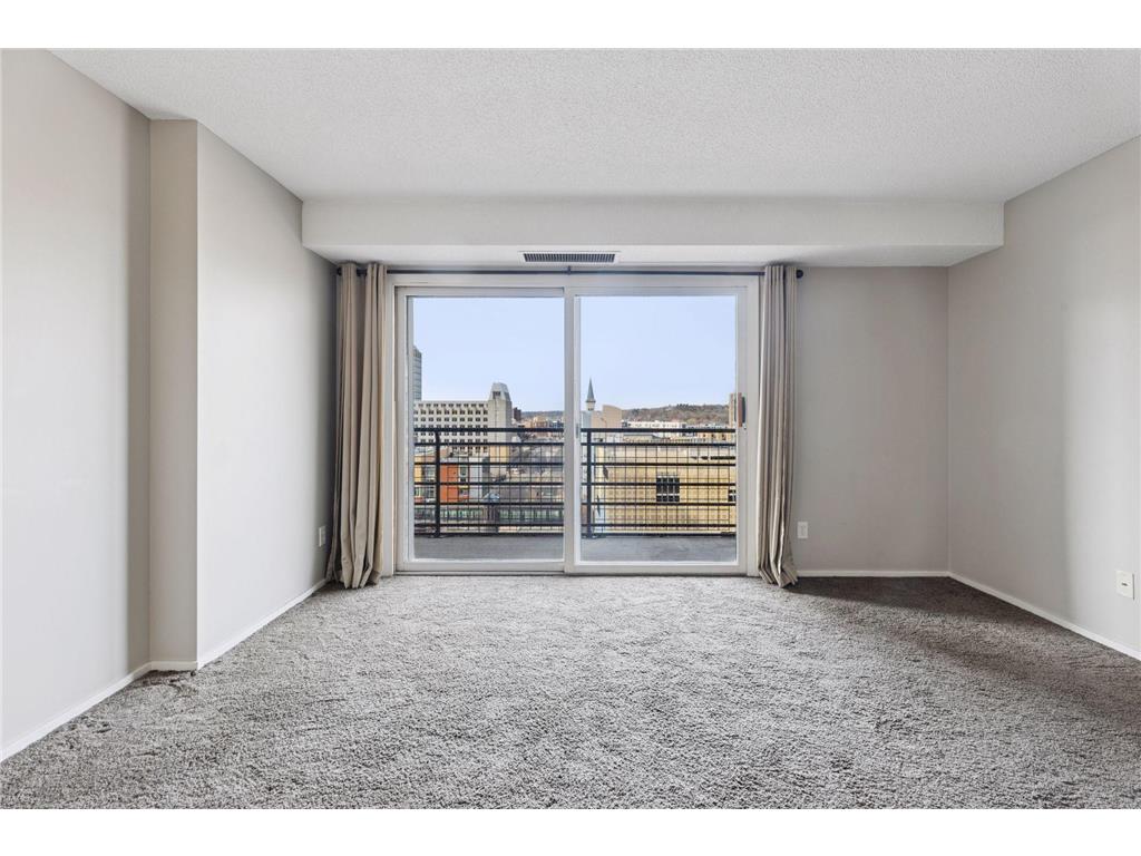 66 9th Street E #1609 Saint Paul MN 55101 6806609 image14