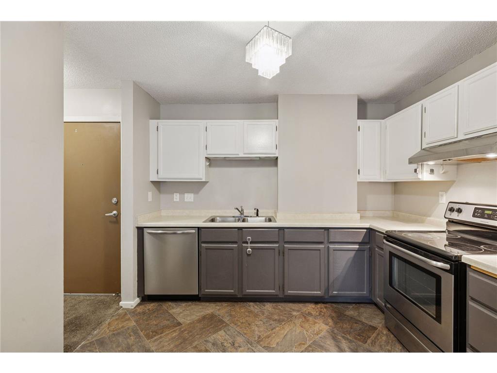 66 9th Street E #1609 Saint Paul MN 55101 7072564 image5