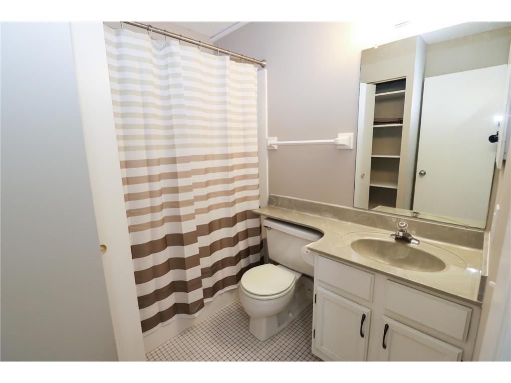 66 9th Street E #1613 Saint Paul MN 55101 6806083 image11