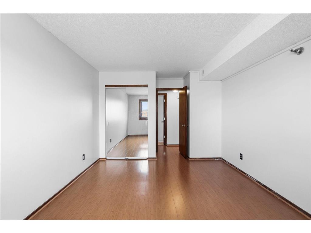 66 9th Street E #1614 Saint Paul MN 55101 7079292 image18