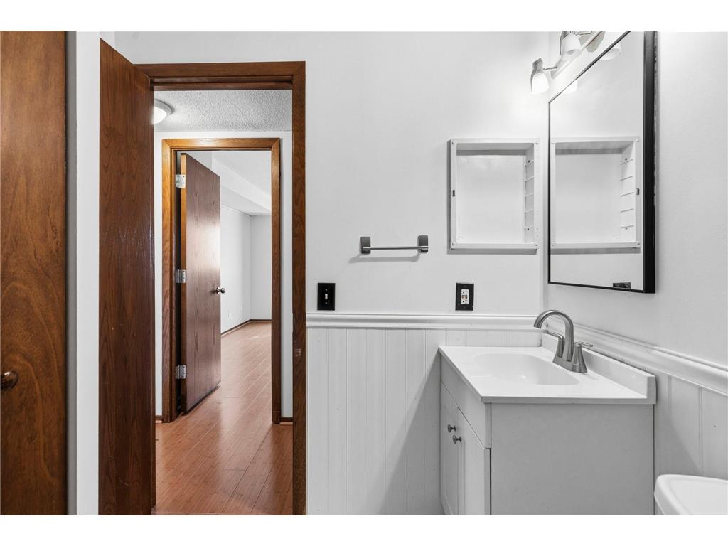 66 9th Street E #1614 Saint Paul MN 55101 7079292 image19