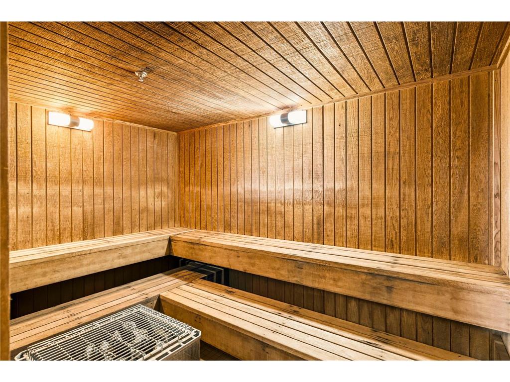 66 9th Street E #1614 Saint Paul MN 55101 7079292 image26