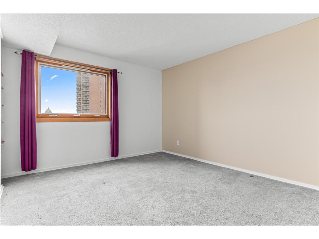 66 9th Street E #1910 Saint Paul MN 55101 7033285 image14