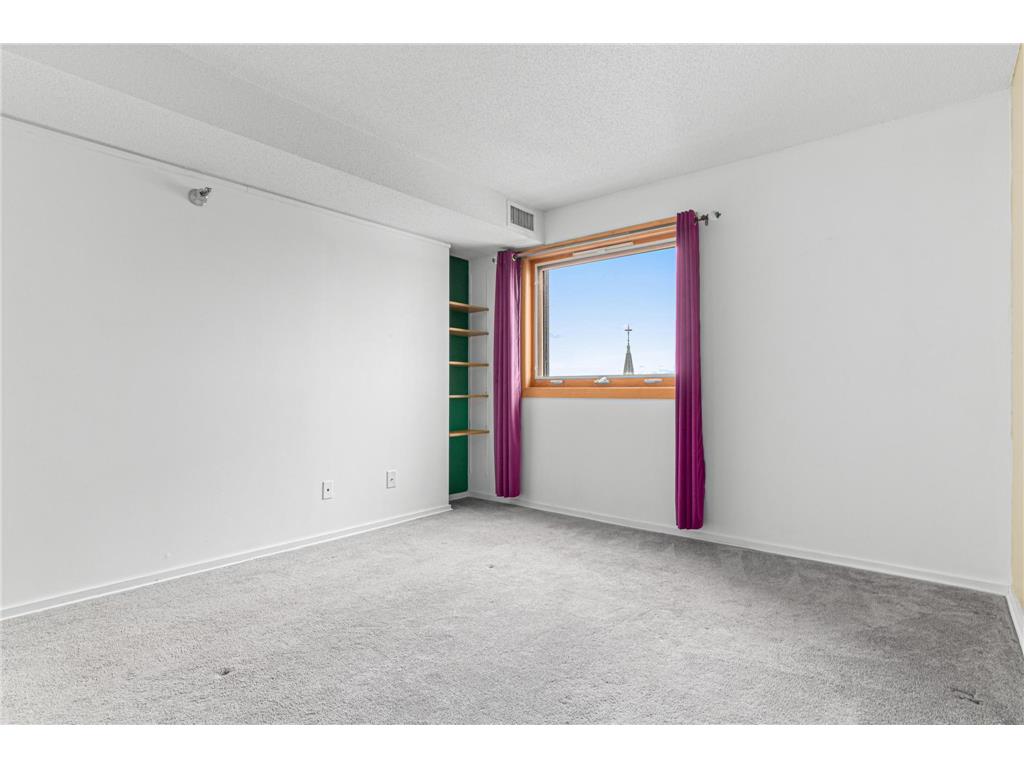 66 9th Street E #1910 Saint Paul MN 55101 7033285 image15