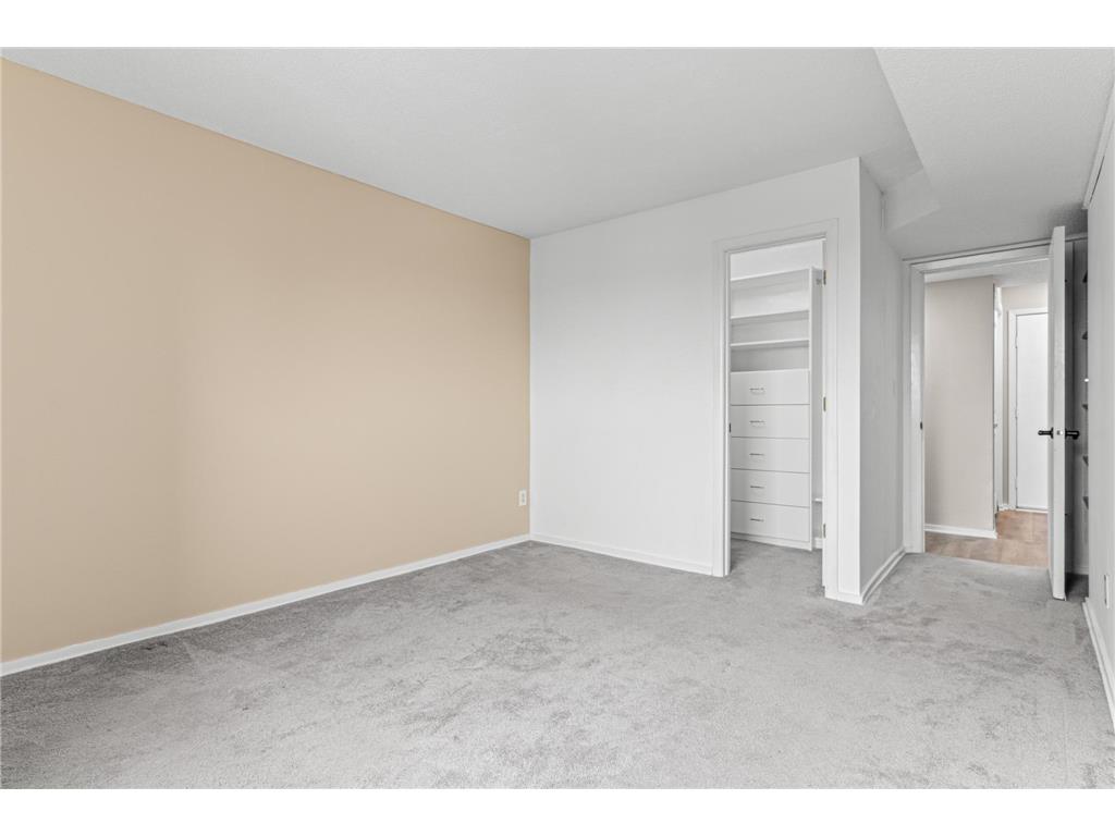 66 9th Street E #1910 Saint Paul MN 55101 7033285 image16